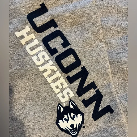 Champion NWT UConn Sweatpants- Youth Large 10-12 - Picture 4 of 8